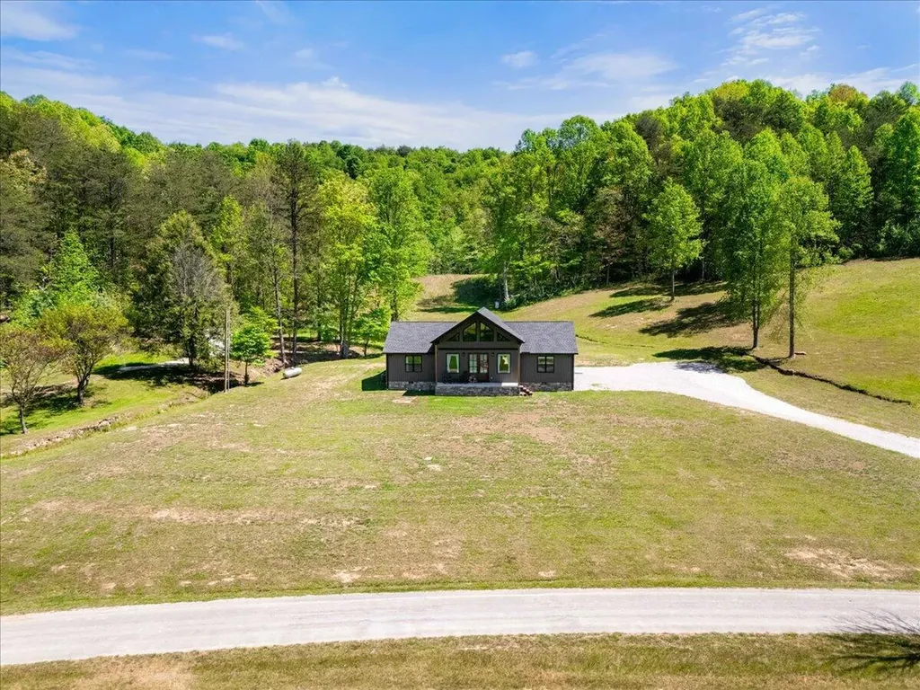 504 Wells Road Corbin KY 40701
