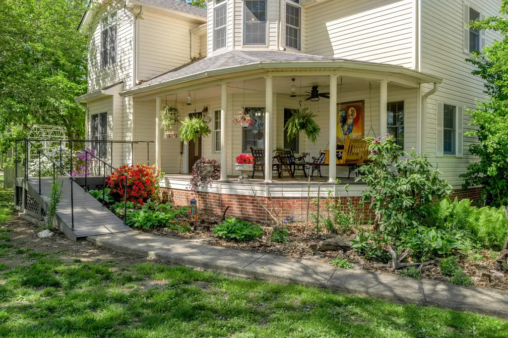 186 Hunter Drive Lancaster KY 40444