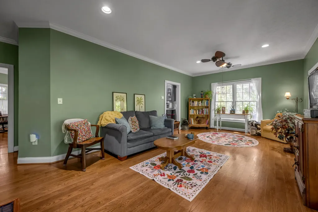 186 Hunter Drive Lancaster KY 40444
