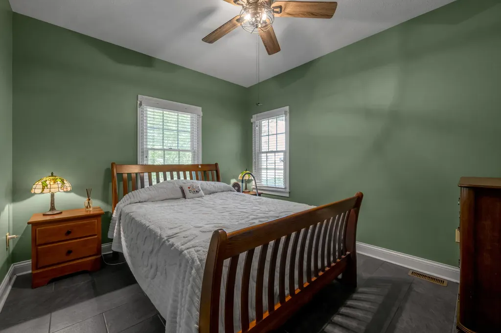 186 Hunter Drive Lancaster KY 40444