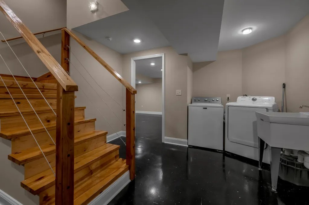 186 Hunter Drive Lancaster KY 40444