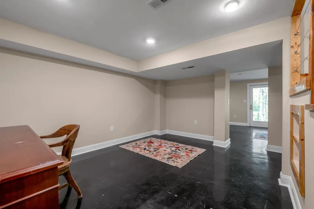 186 Hunter Drive Lancaster KY 40444
