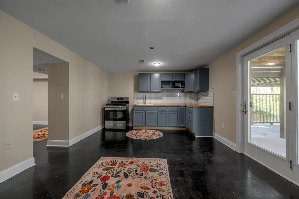 186 Hunter Drive Lancaster KY 40444