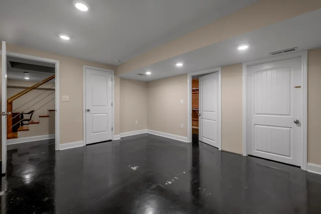 186 Hunter Drive Lancaster KY 40444