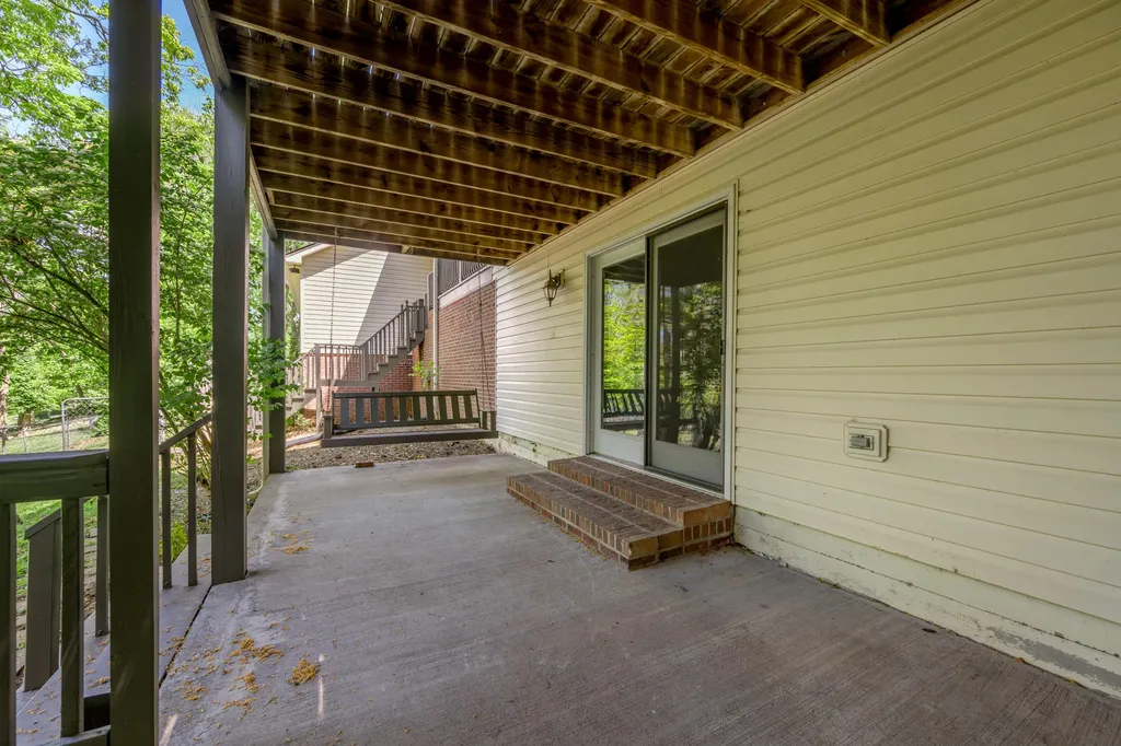 186 Hunter Drive Lancaster KY 40444