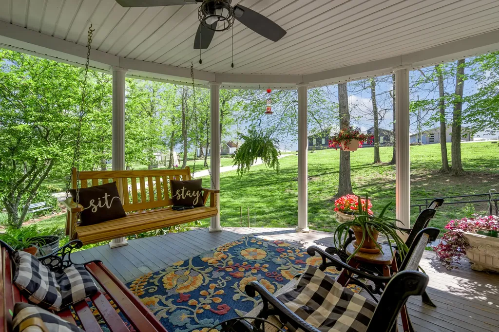 186 Hunter Drive Lancaster KY 40444
