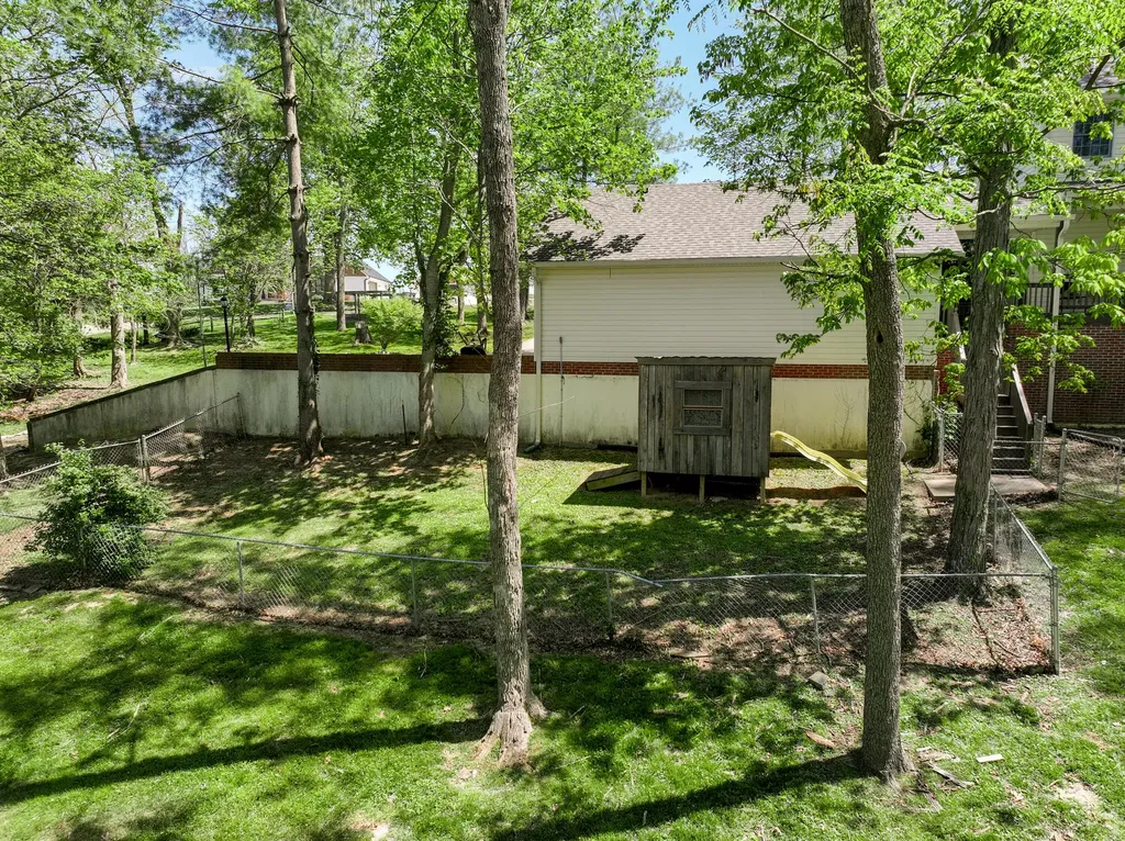 186 Hunter Drive Lancaster KY 40444