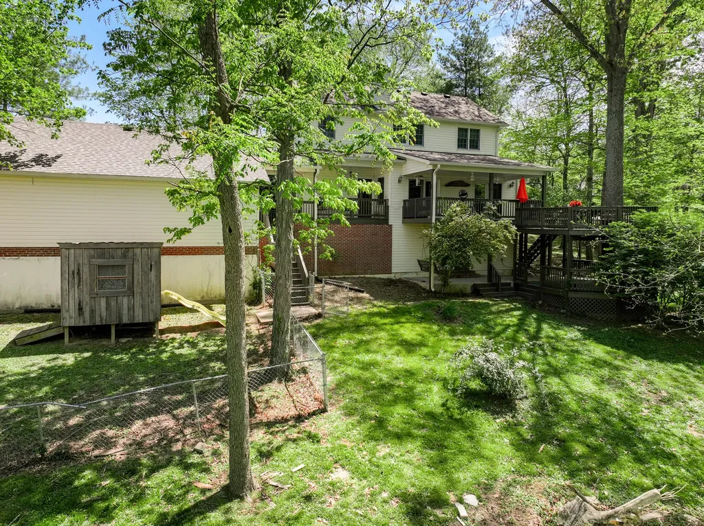 186 Hunter Drive Lancaster KY 40444