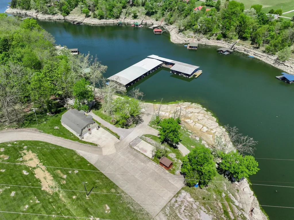 186 Hunter Drive Lancaster KY 40444