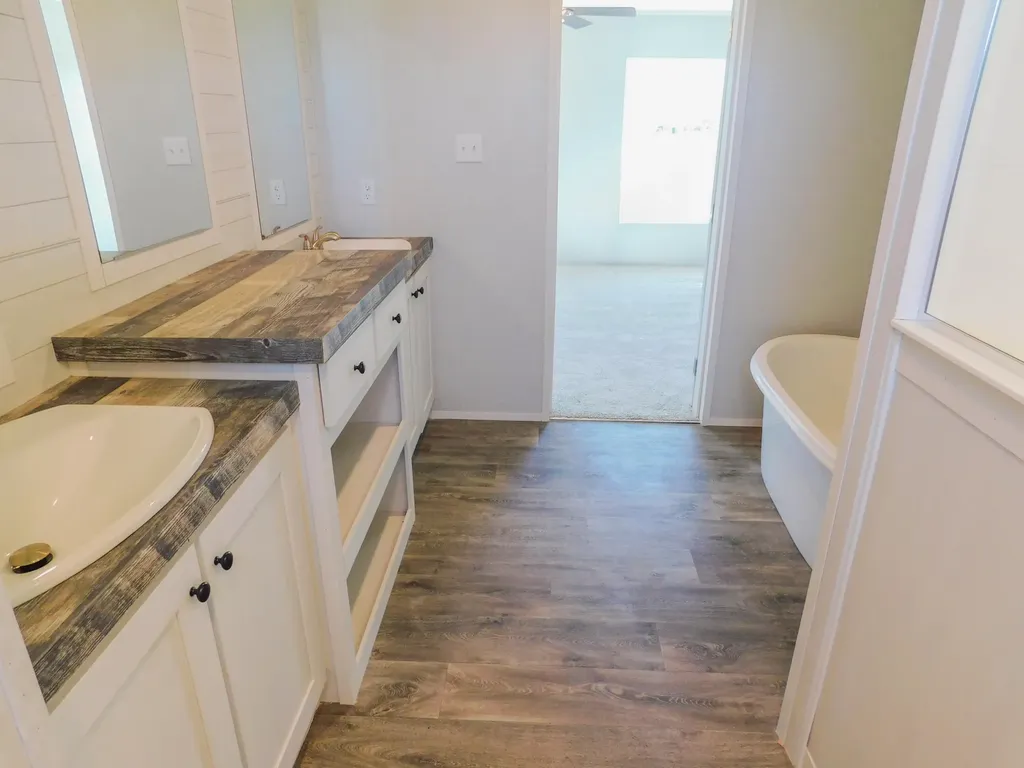 413 Bethlehem Road Waco KY 40385