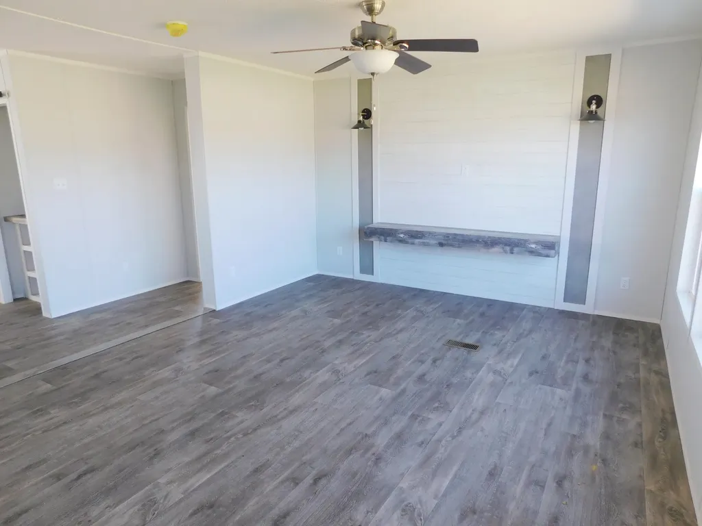413 Bethlehem Road Waco KY 40385