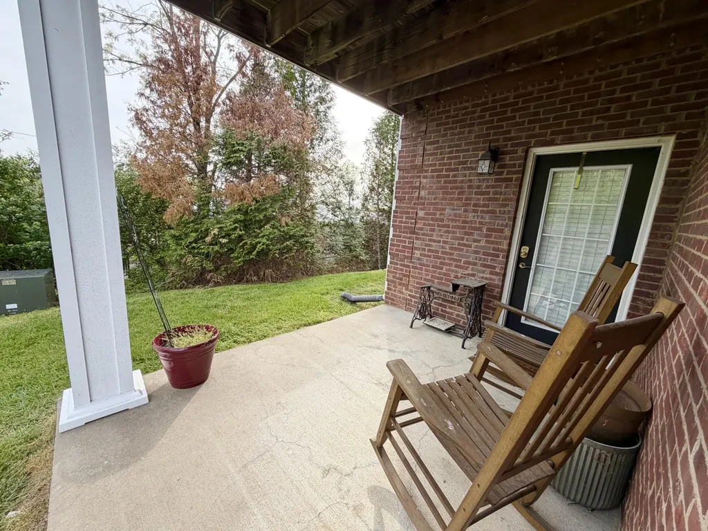 112 Leonardwood Drive Frankfort KY 40601