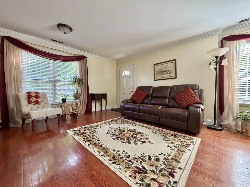 112 Leonardwood Drive Frankfort KY 40601