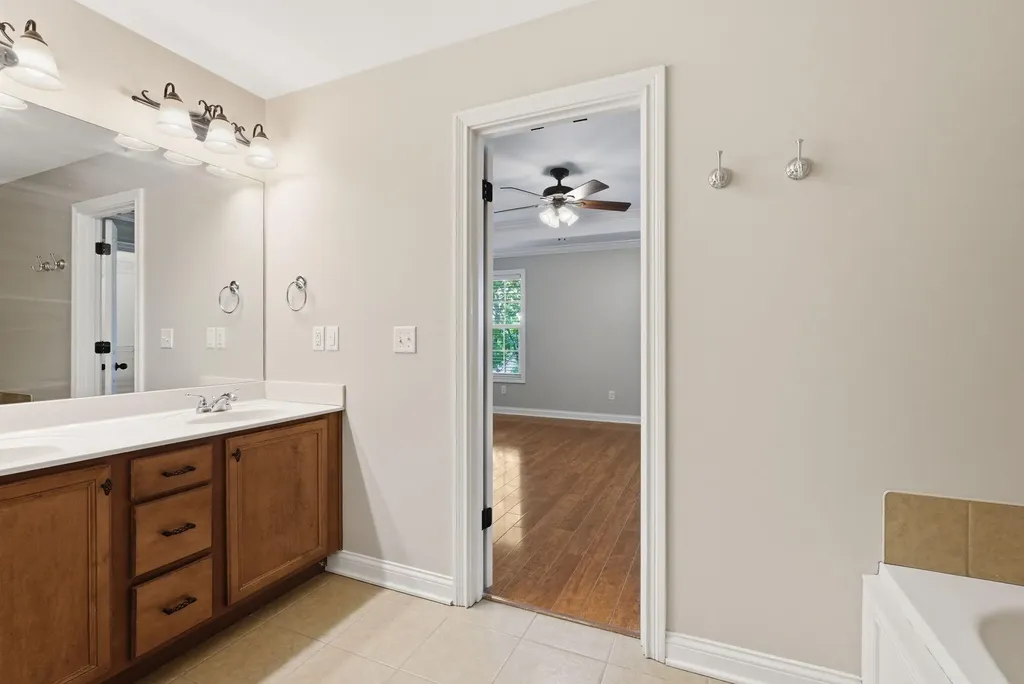 3277 Orchard Grass Road Lexington KY 40509