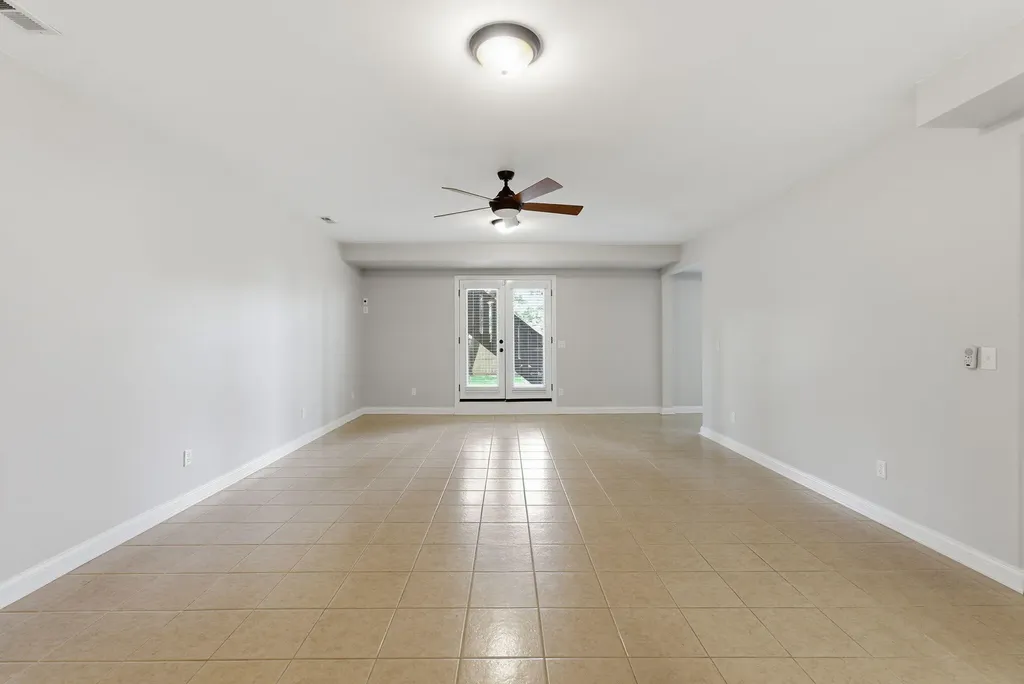 3277 Orchard Grass Road Lexington KY 40509