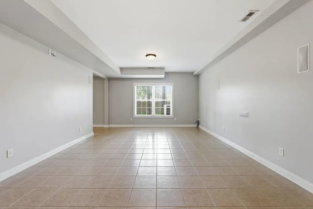 3277 Orchard Grass Road Lexington KY 40509