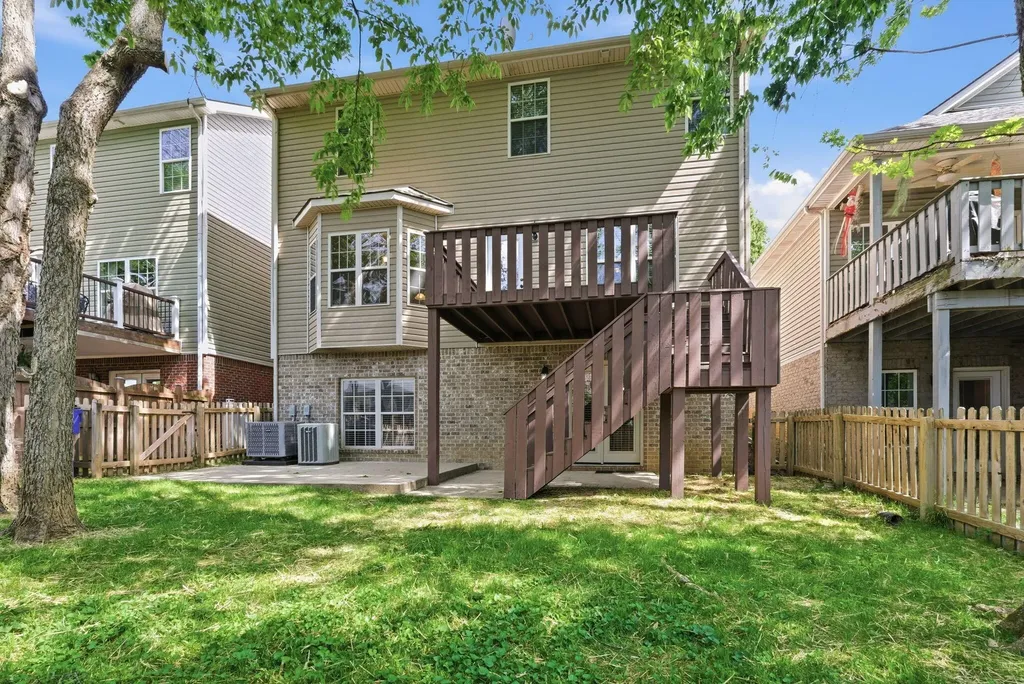 3277 Orchard Grass Road Lexington KY 40509