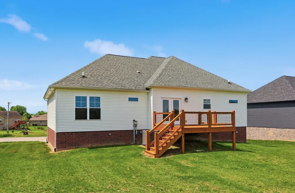 2309 Clearwater Drive Lawrenceburg KY 40342