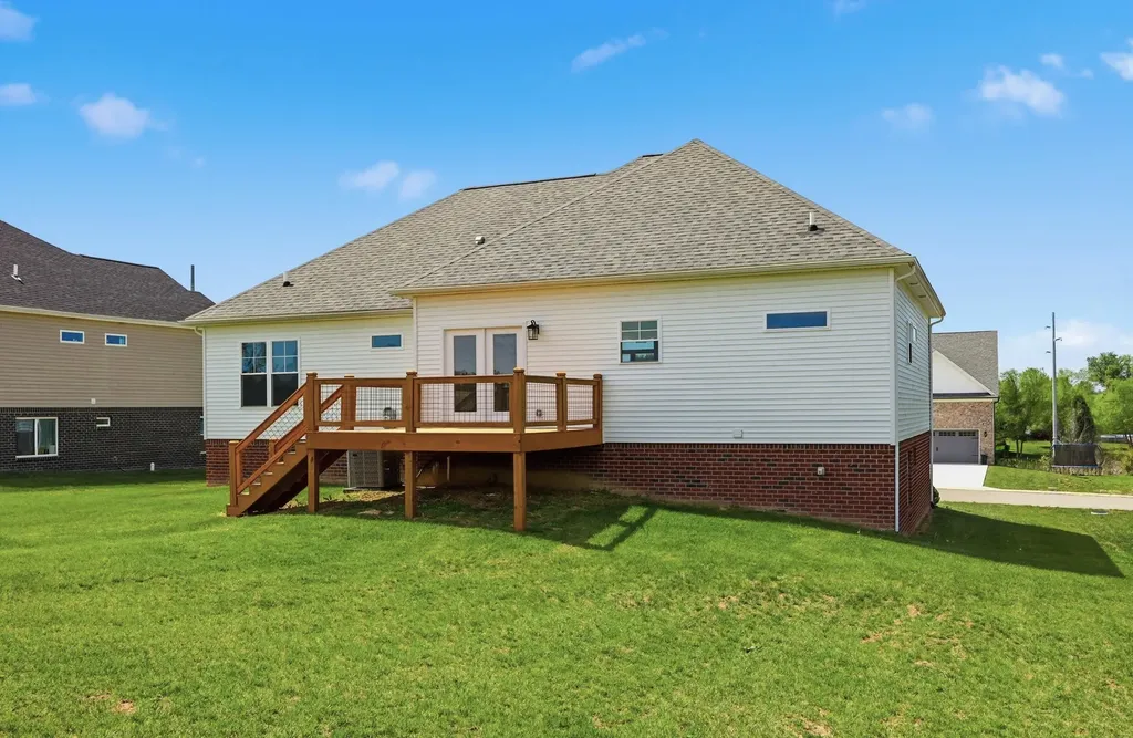 2309 Clearwater Drive Lawrenceburg KY 40342