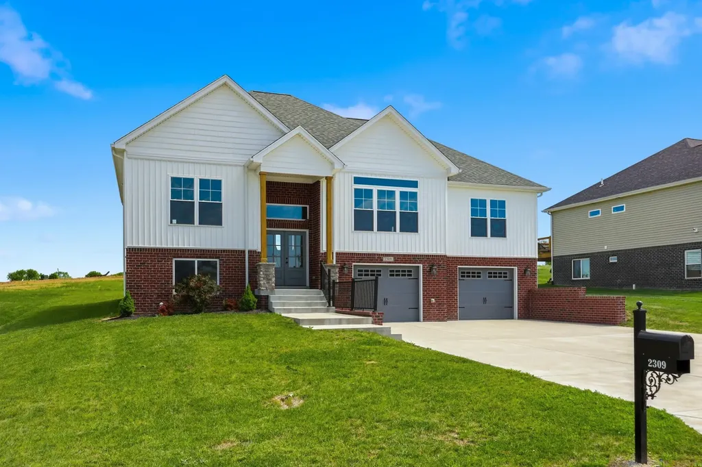 2309 Clearwater Drive Lawrenceburg KY 40342