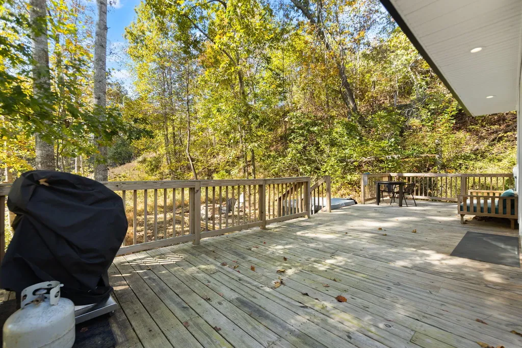 458 Opossum Hollow Road Wellington KY 40387