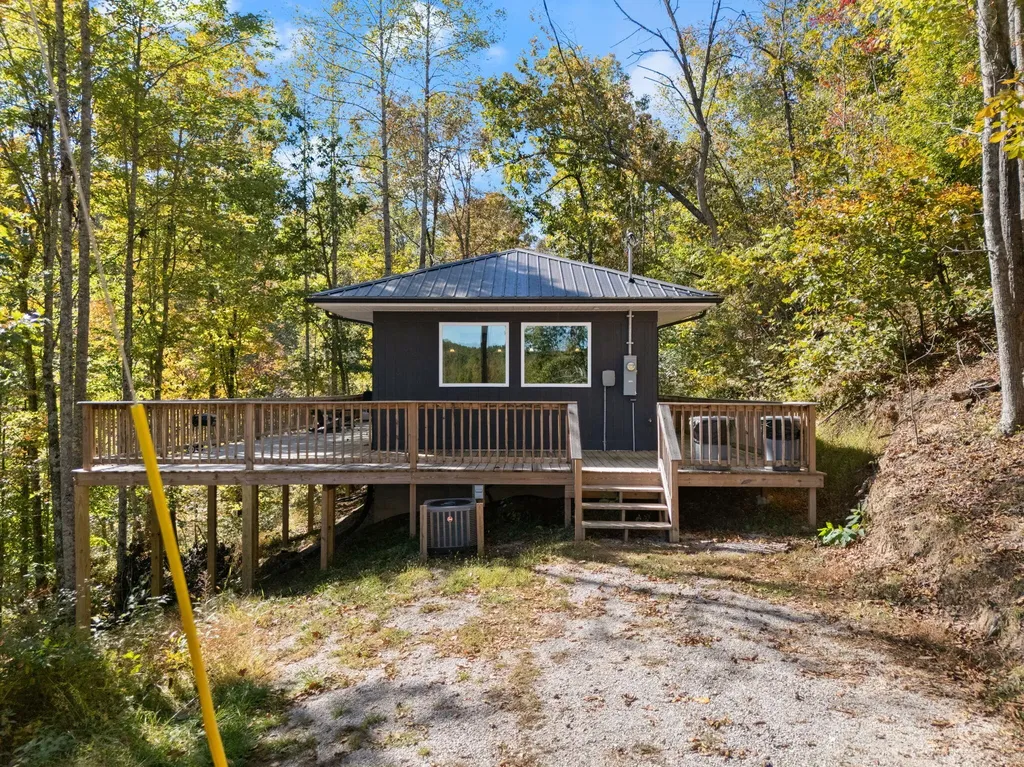 458 Opossum Hollow Road Wellington KY 40387