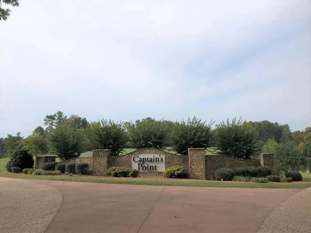 52 Anchor Way Jamestown KY 42629