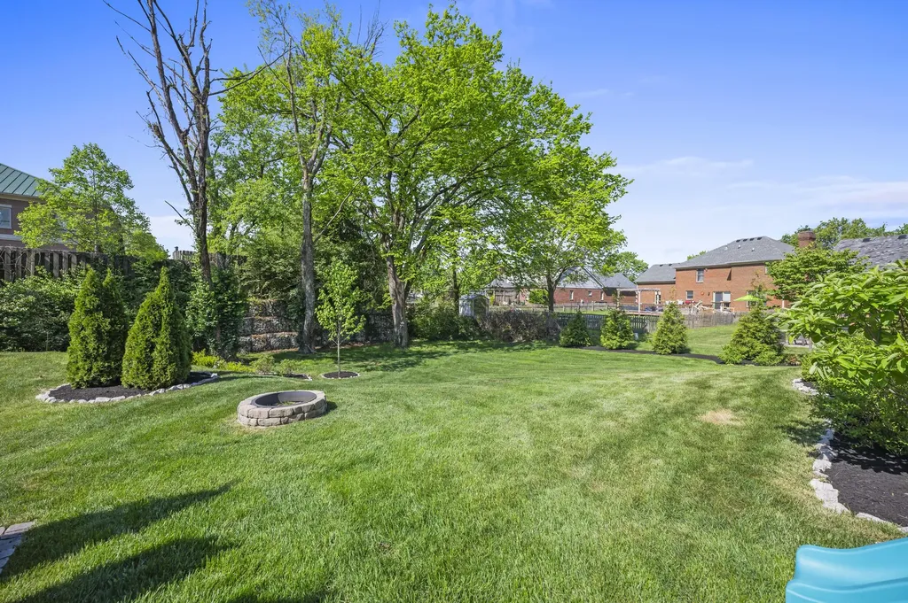 2156 Palomar Trace Drive Lexington KY 40513