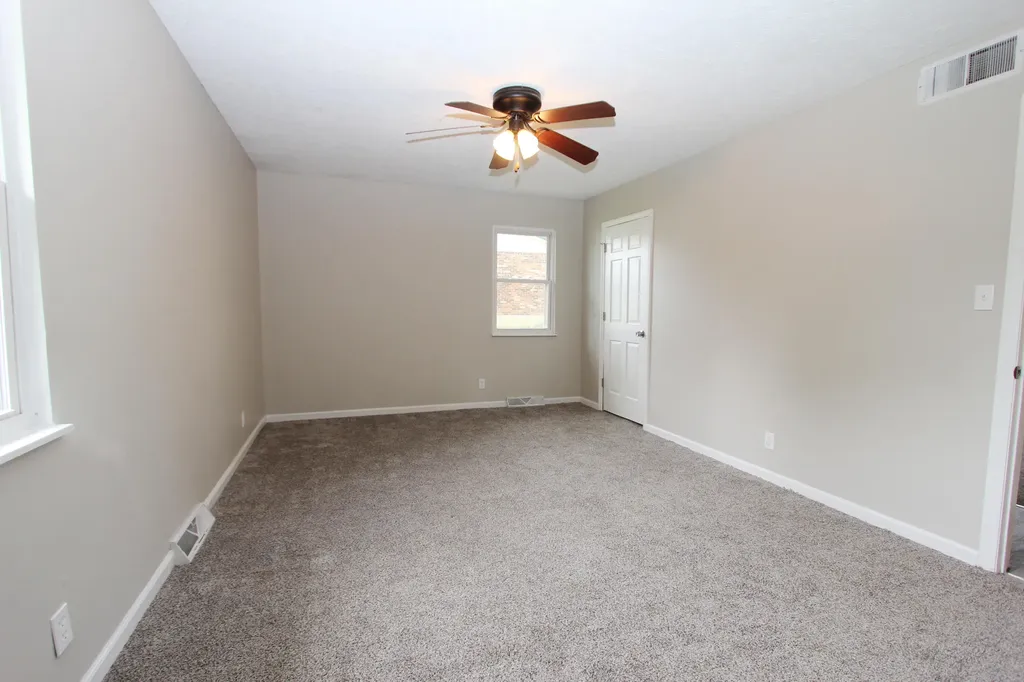 406 Sunset Drive Lawrenceburg KY 40342