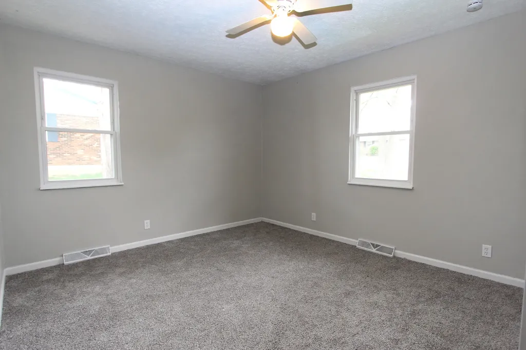 406 Sunset Drive Lawrenceburg KY 40342