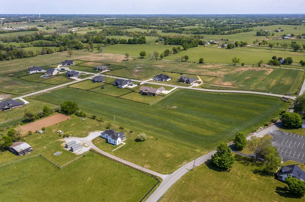2060 Bethel Road Nicholasville KY 40356