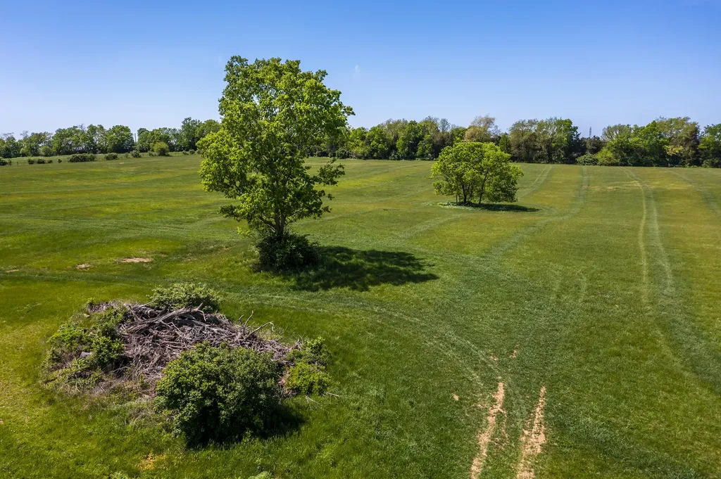 2060 Bethel Road Nicholasville KY 40356