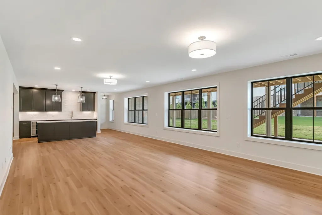 726 Azalea Lane Versailles KY 40383