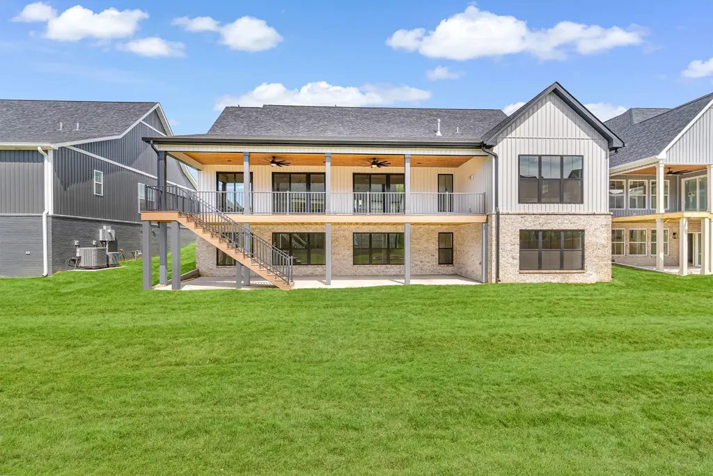 726 Azalea Lane Versailles KY 40383