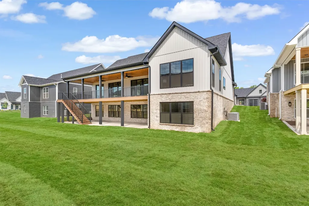 726 Azalea Lane Versailles KY 40383