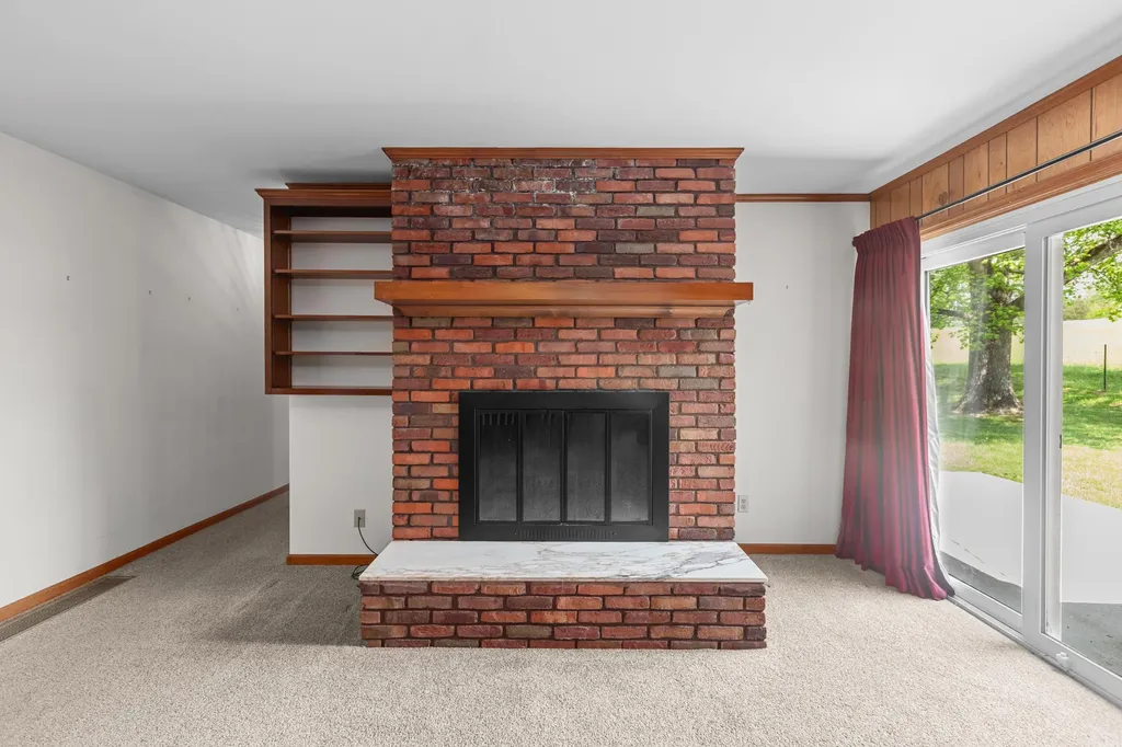 6888 Midway Road Midway KY 40347