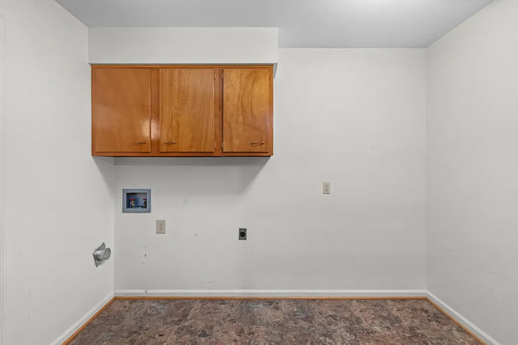 6888 Midway Road Midway KY 40347