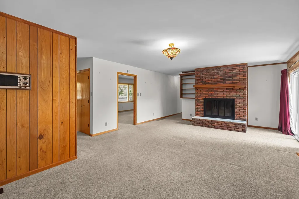 6888 Midway Road Midway KY 40347