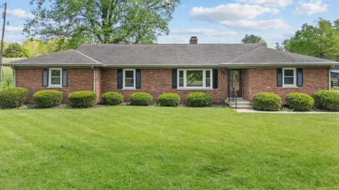 6888 Midway Road Midway KY 40347