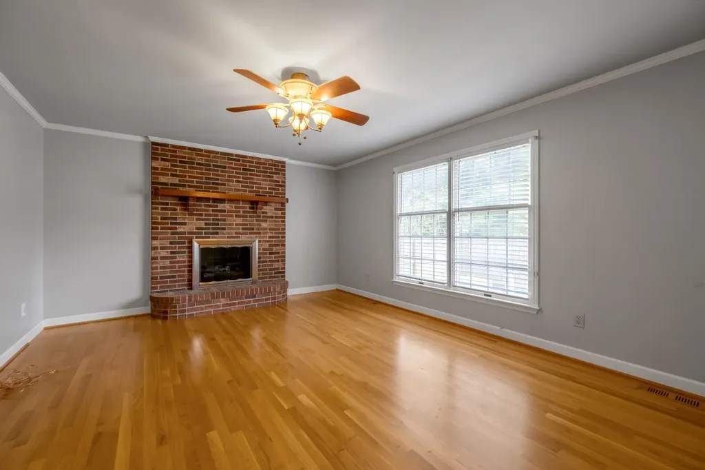 605 Keene-way Drive Nicholasville KY 40356