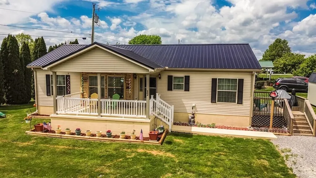 12 Ridgecrest Way Flemingsburg KY 41041