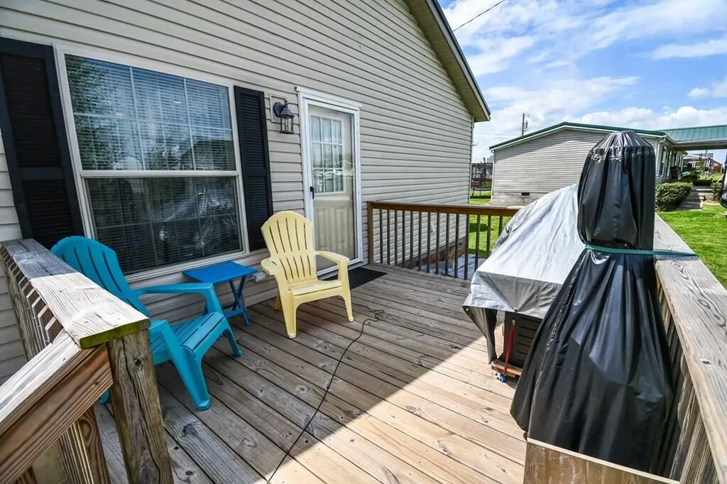 12 Ridgecrest Way Flemingsburg KY 41041