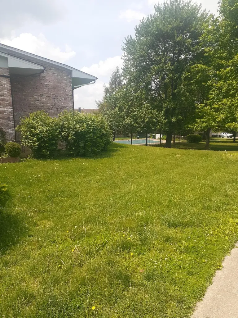 1281 Village Drive Lexington KY 40504