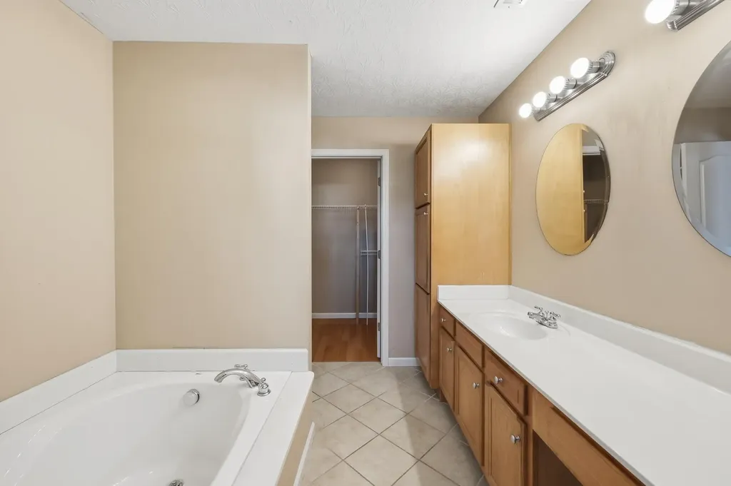508 Harlan Drive Nicholasville KY 40356