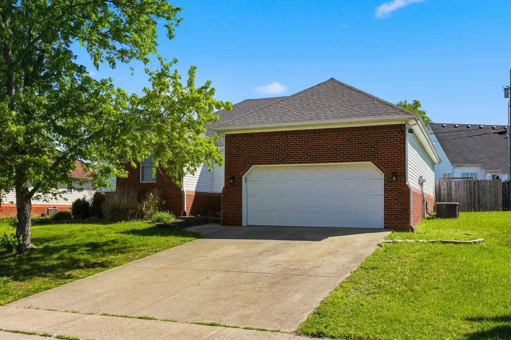 508 Harlan Drive Nicholasville KY 40356