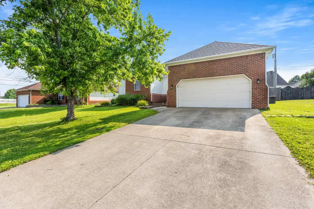 508 Harlan Drive Nicholasville KY 40356