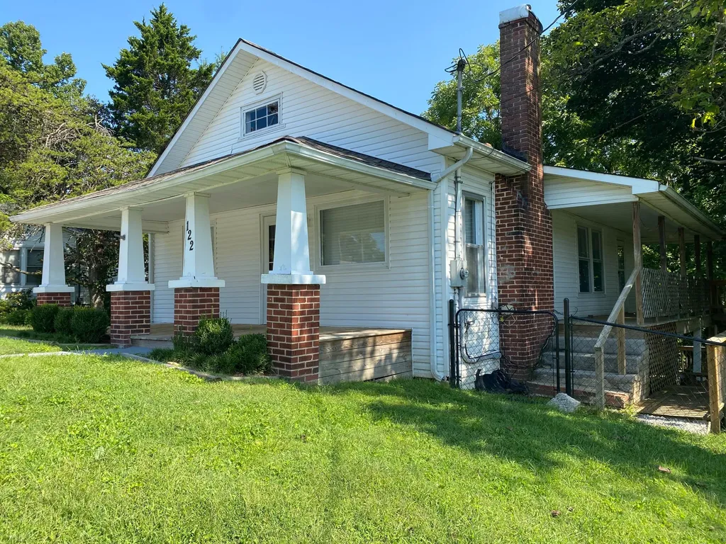 122 Bishop Street Corbin KY 40701