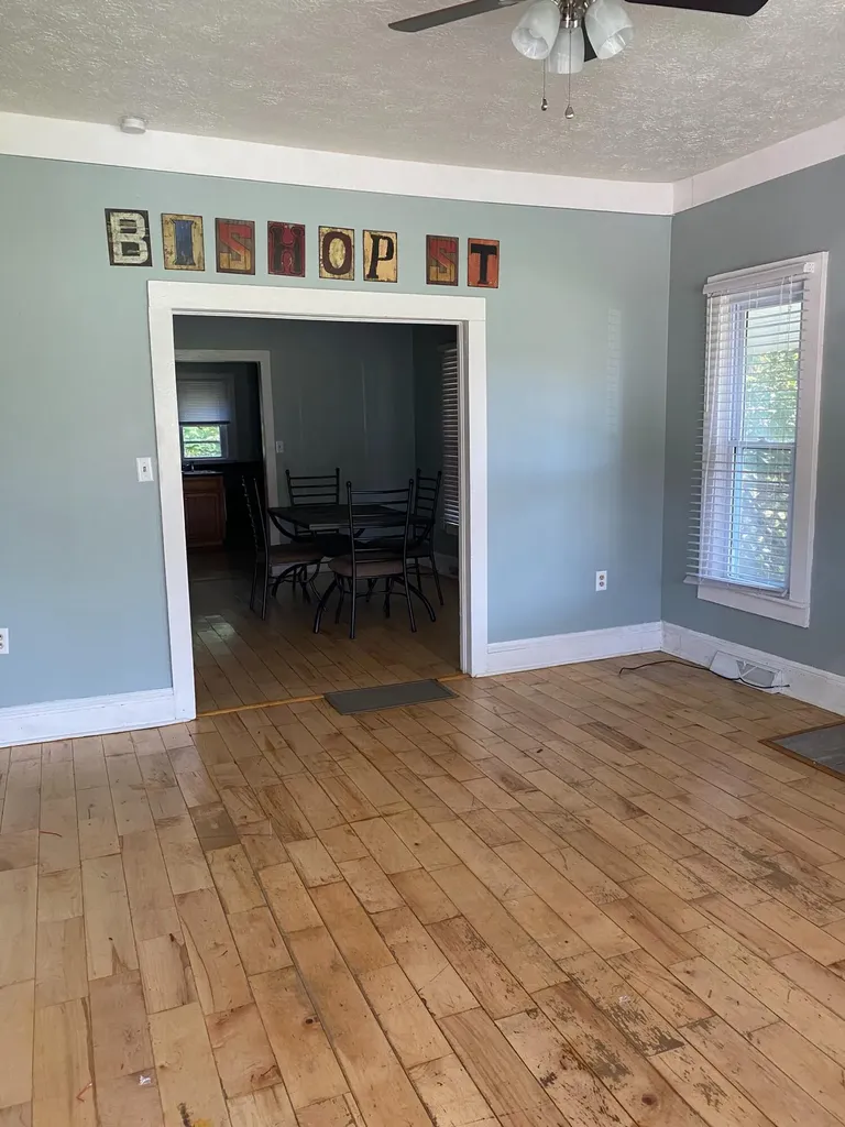 122 Bishop Street Corbin KY 40701