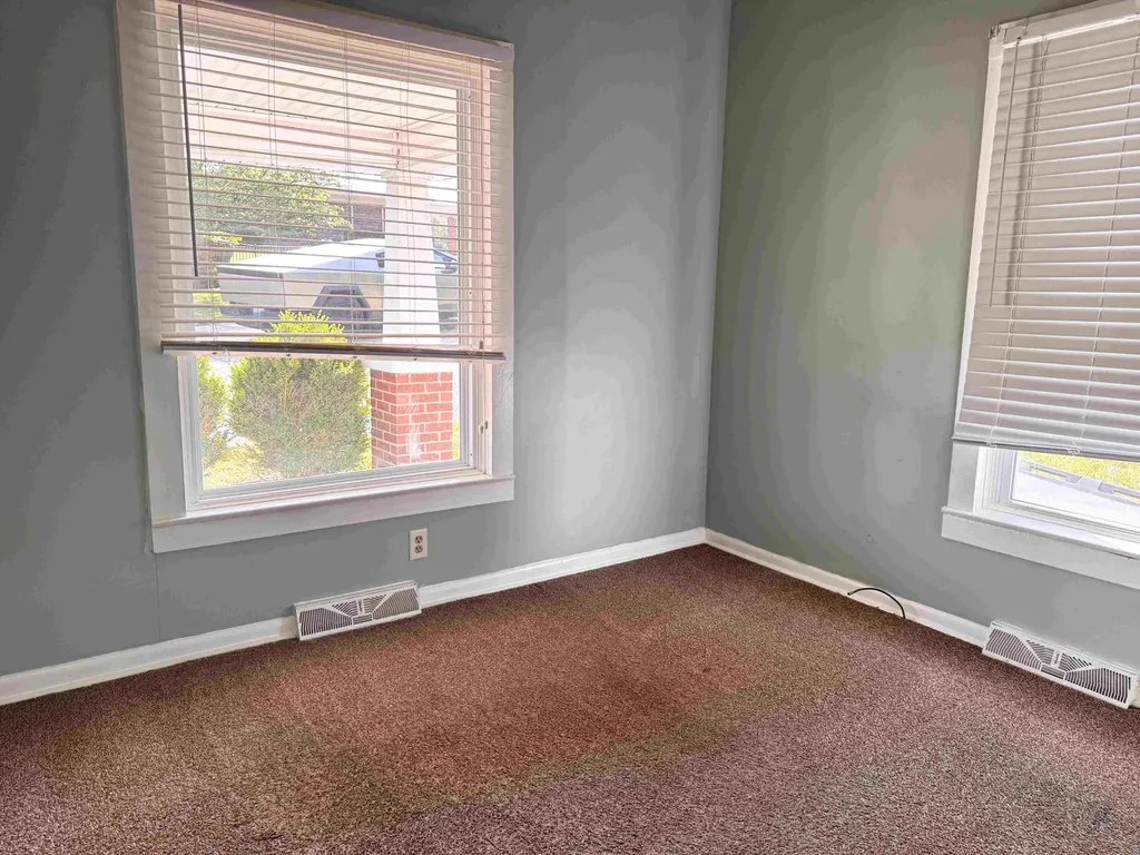 122 Bishop Street Corbin KY 40701
