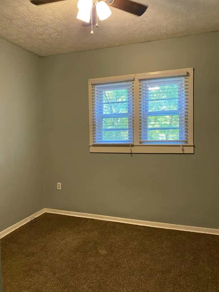 122 Bishop Street Corbin KY 40701